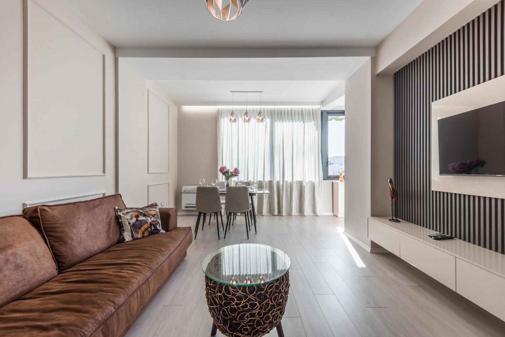 Luxury Block District Apartment